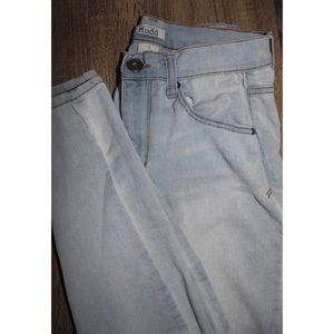 ⚜️ Mudd High Rise Light-Wash Jean Legging⚜️